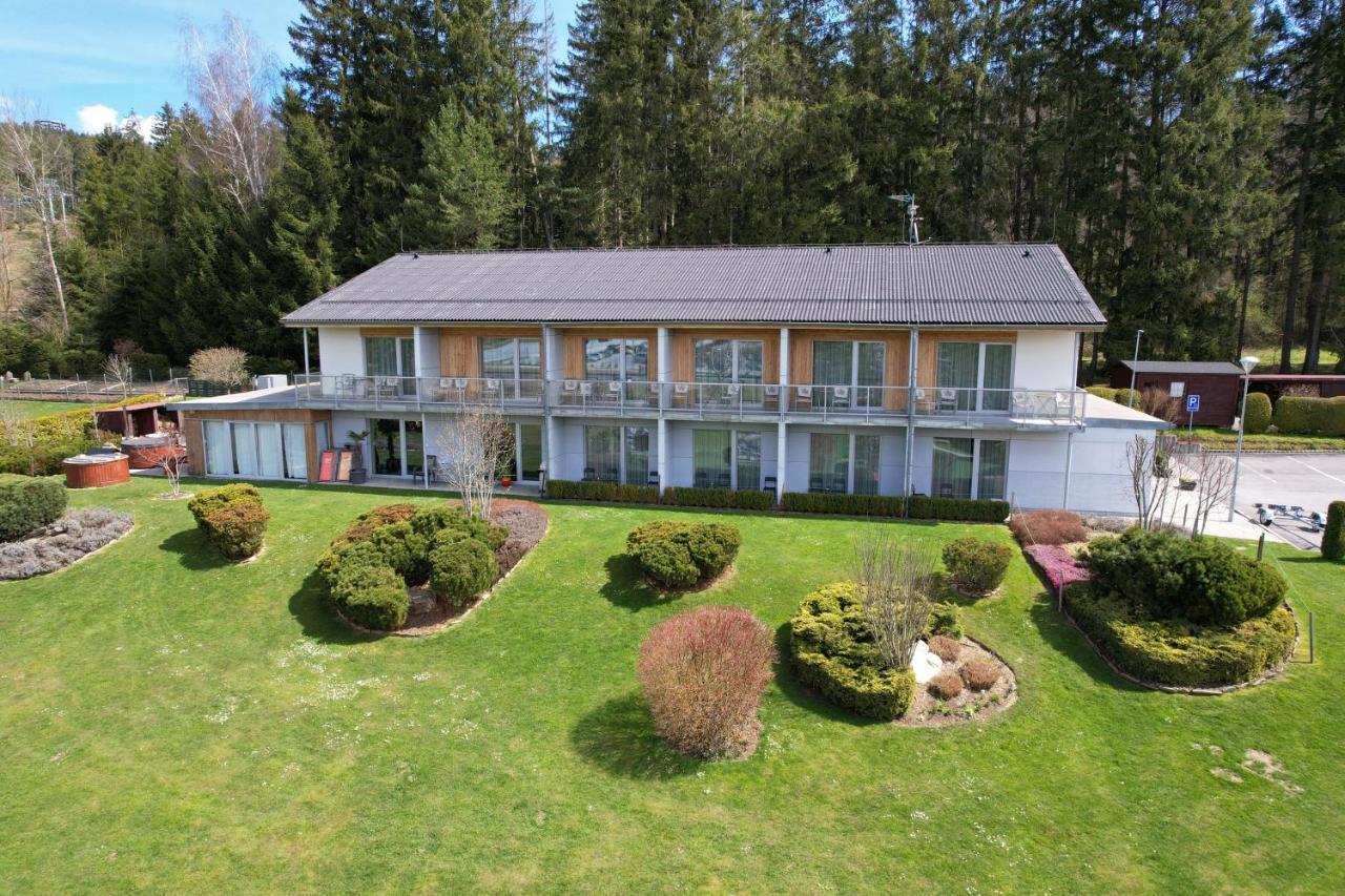 Hotel Slunecna Louka Lipno nad Vltavou Exterior photo